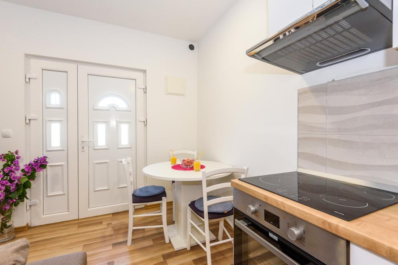 Apartment Dego Near Ploce, Riverfront, Parking Rogotin Εξωτερικό φωτογραφία